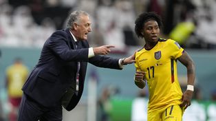 Alfaro, quien fue DT canalla, se da el enorme gusto de dirigir en un Mundial.