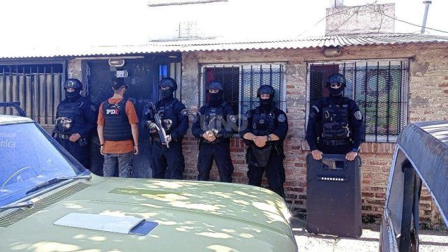 Detuvieron a cuatro integrantes de una banda delictiva que operaba bajo la modalidad escruche