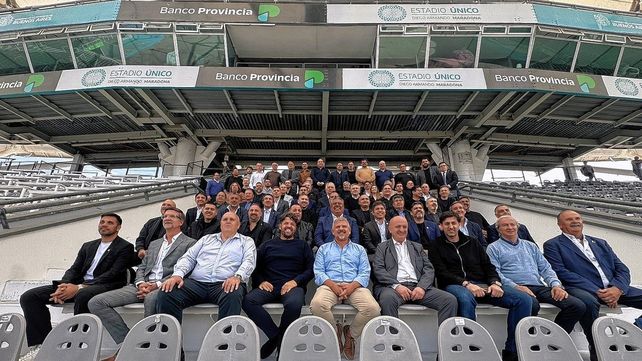 Con presencia de Unión y Colón, se mostró el plan para renovar el Estadio Único de La Plata