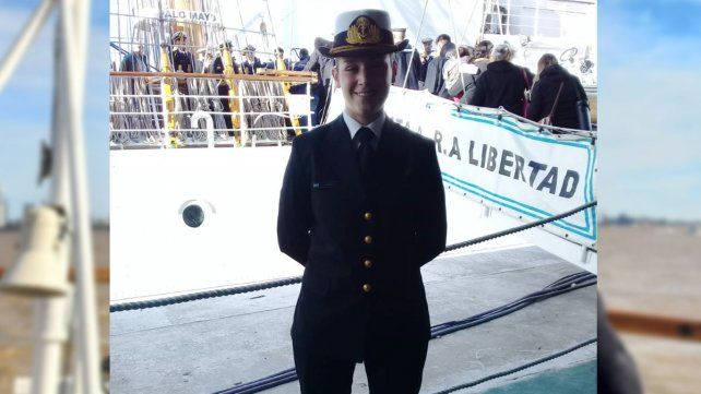 Iara Lamboglia zarpó en la Fragata ARA Libertad.