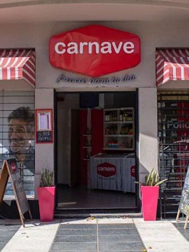 Forzaron una reja y robaron $119.000 y un celular de un local comercial del macrocentro santafesino