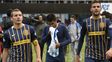 Confusión. Ruben, Teo Gutiérrez y Burgos se retiran tras el empate contra Atlético de Rafaela.