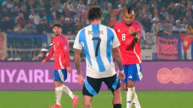 Arturo Vidal invita a Rodrigo De Paul a que lo enfrente