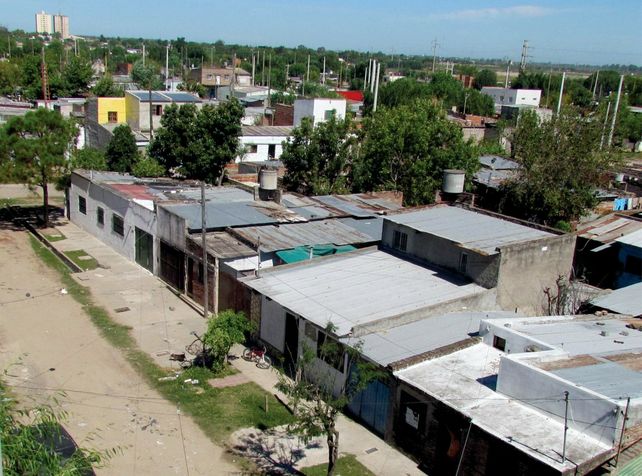 Unos 4400 vecinos de Santa Fe accederán al servicio eléctrico normalizado de la EPE