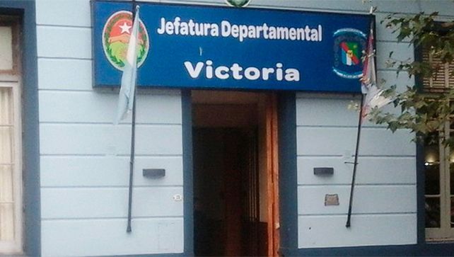 Terminó preso porque fue a un remate de una casa y quiso hacerse el gracioso