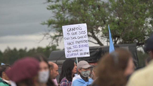 Causa Etchevehere: banderazo a favor de los hermanos y madre