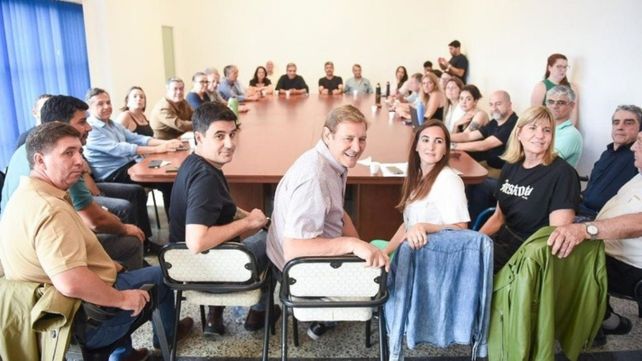 El peronismo santafesino enfrenta un cierre de listas difícil de cara a las elecciones de octubre. 