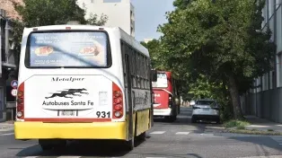 Reunión clave para saber si se levanta el paro de colectivos que empieza esta noche