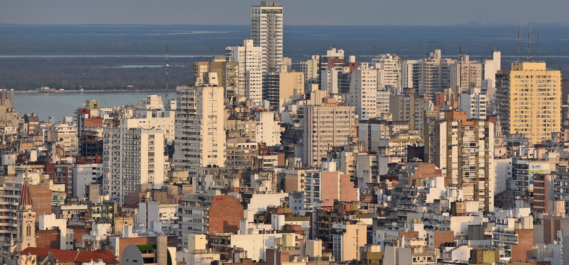 El municipio quiere construir edificios de hasta 10 pisos a metros de la plaza Alberdi