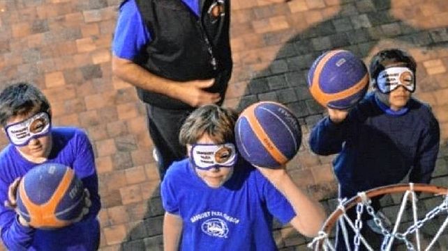 Misiones recibirá el primer campus de Básquet para ciegos con un centenar de participantes.
