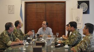 Crecida del Paraná: el Ejército puso su logística a disposición del Municipio