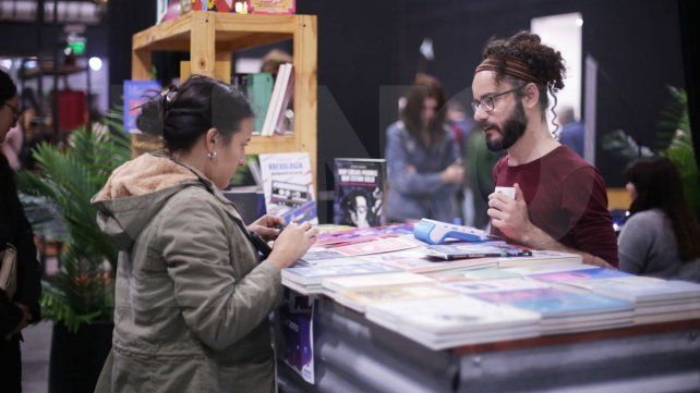 Libros para regalar en San Valentín: historias sobre distintas formas de amor
