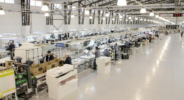 Ajuste. Pérdida de empleos.