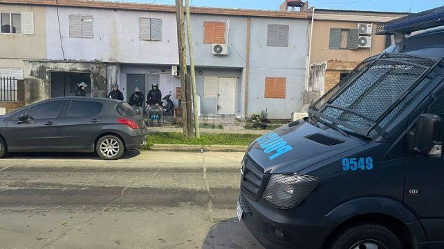 Allanamientos de la policía Federal en barrio El Pozo