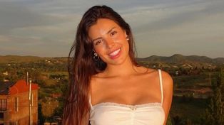 Valentina Olguin, la cantante de cumbia cheta acusada de usar el CUIT de cinco gobernadores para importar ropa