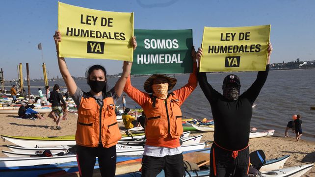 Caravana náutica por la Ley de Humedales