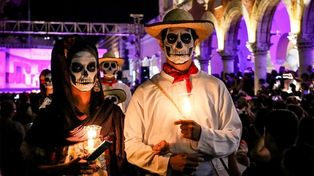 Imágenes del colorido festejo del Día de los Muertos en México