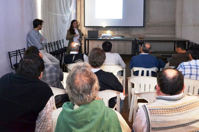 Súper TC2000: charlas a taxistas sobre turismo