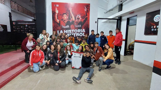Las visitas guiadas, con una recorrida por las instalaciones de Newells, es una de las varias actividades del club.