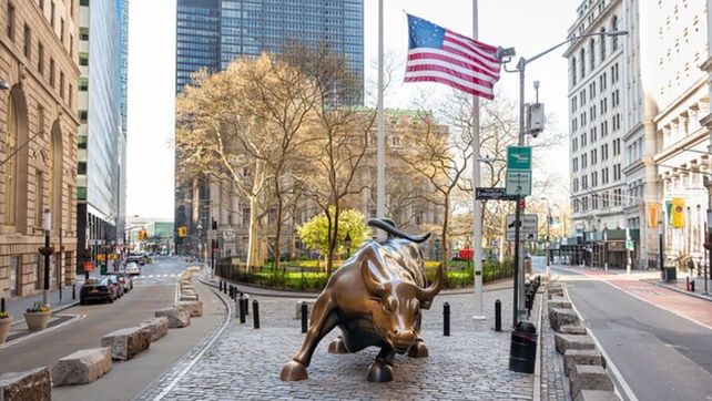 El último trimestre de 2025 marcado por el deterioro de carteras de crédito en bancos que cotizan en bolsa. Las acciones pierden casi 30% en Wall Street