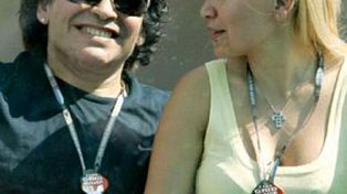 Es un Diego, cabezón y peludo, describió Cahe sobre el parecido con Maradona