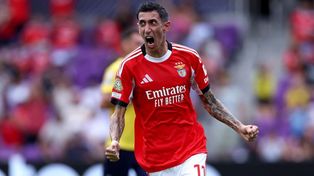 Ángel Di María lo grita con todo. Su gol de penal abrió el camino a la victoria de Benfica sobre Auckland City.