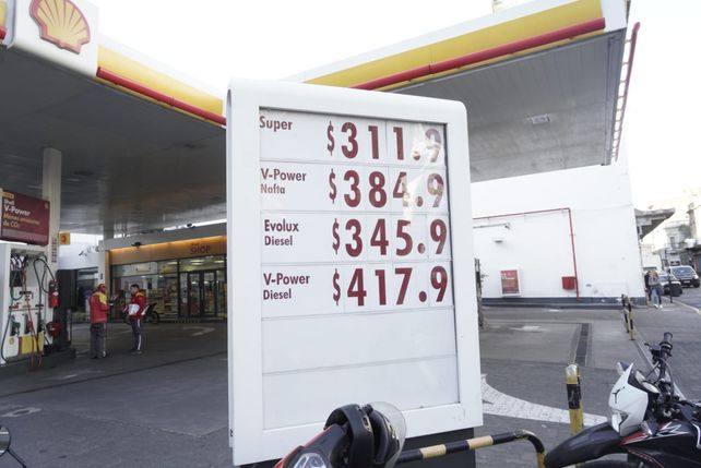 La petrolera Shell aumentó los precios de sus combustibles este viernes.