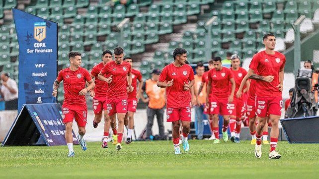 La lista de Unión esperando el partido contra Central Córdoba está conformada por 21 jugadores.