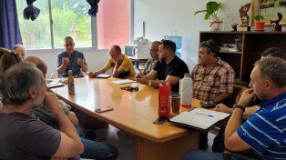 Vecinalistas se reunieron con el intendente de Sauce Viejo para tratar el tema de seguridad.