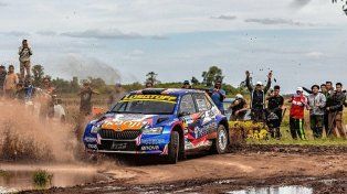 Rally Argentino: en medio del barro apareció un veloz Pasten
