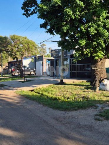 Dramático episodio en Santo Tomé: un hombre baleado rompió la puerta de una casa con un hacha para refugiarse de sus atacantes