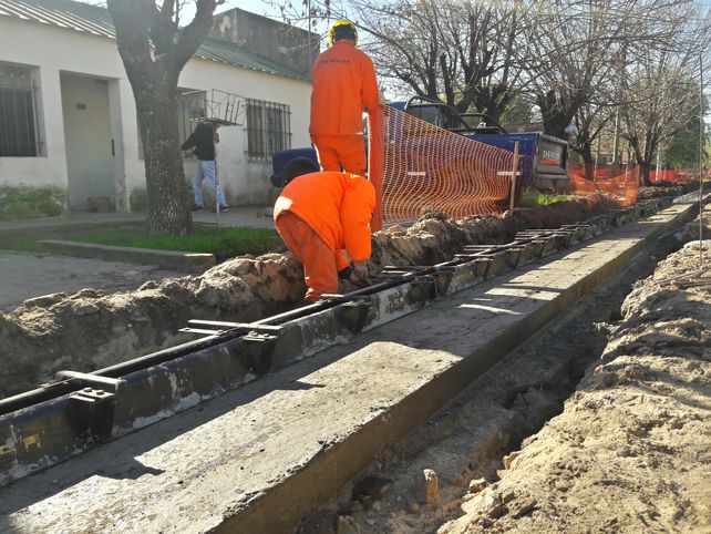 Se realizan trabajos para el mejoramiento barrial en Yapeyú