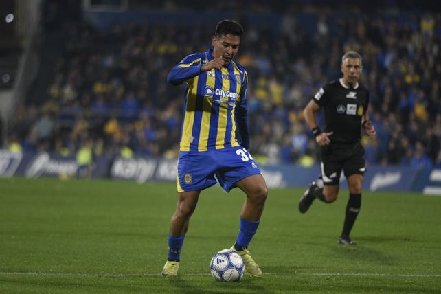 Coronel no jugó por el torneo Clausura porque estaba suspendido. Para el choque de Copa Libertadores el lateral vuelve al primer equipo.