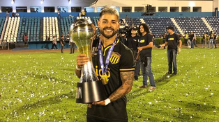Pos Colón: Esparza llegó a Paraguay e inició la cuarentena