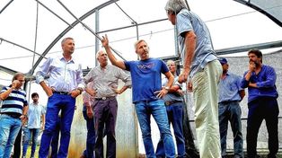 Frigerio criticó el mal estado de los caminos de la produccción