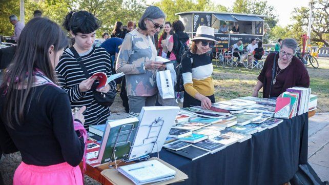 Centro de Promoción de Lectura Rosada y Dorada de la ciudad de Paraná