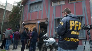 Insólito operativo por un acusado que pesa 250 kilos