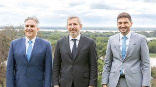 Martín Llaryora, Rogelio Frigerio y Maximiliano Pullaro.&nbsp;