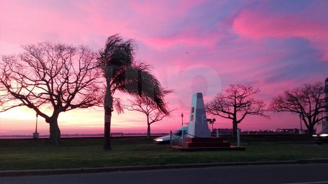 El cielo se tiñó de rosa en Santa Fe