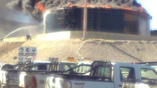 YPF investiga las causas del incendio de la planta