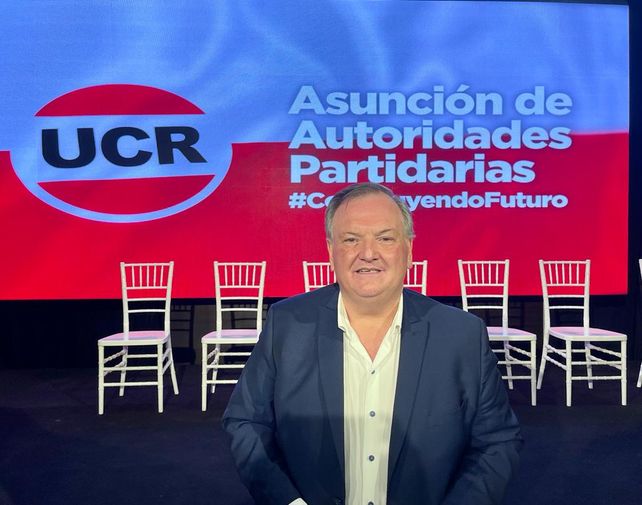 El senador del departamento San Cristóbal