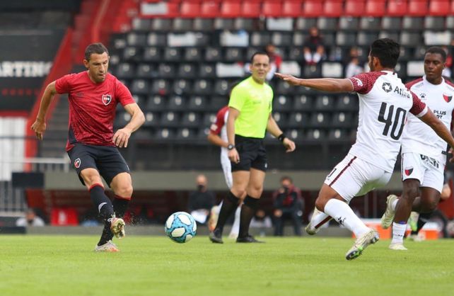 Colón perdió 2-1 su tercer amistoso con Newells