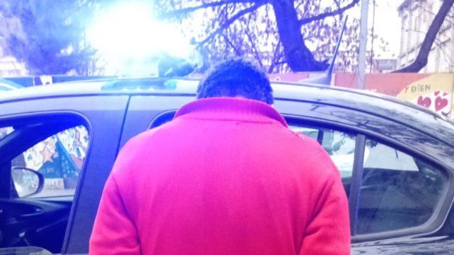 El operativo concluyó con el arresto de un hombre de 50 años.