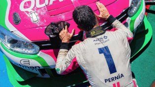 Leonel Pernía ganó en Termas de Río Hondo y por cuarta vez se coronó campeón de TC2000.