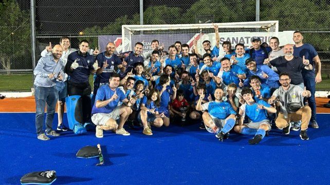 El plantel de Rowing
