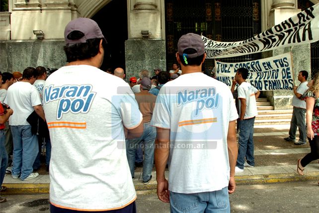 Empleados de Naranpol marcharon con su reclamo a Tribunales