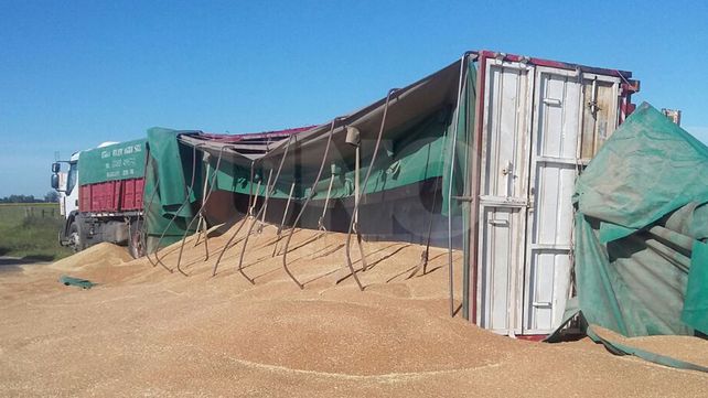 Murió un camionero en un violento choque frontal sobre ruta nacional 11