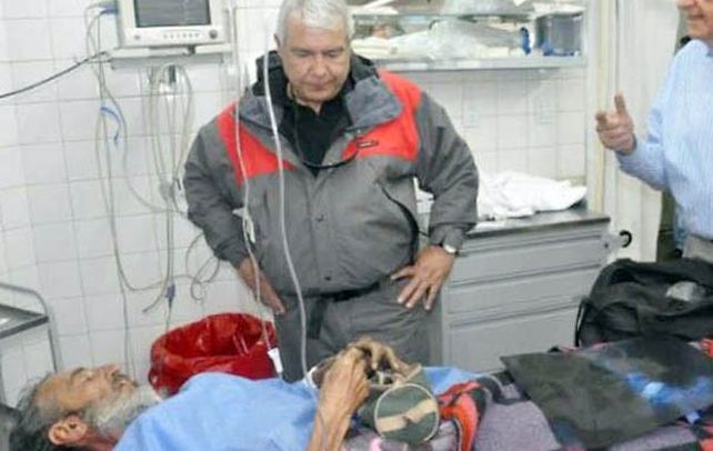 Vivir para contarla. Raúl Fernando Gómez Cincunegui permanece en terapia en el Hospital Rawson