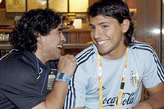Maradona recomienda al Kun para el Real Madrid