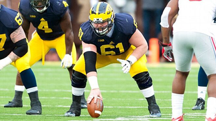 Cómo cambia el quarterback la jugada justo antes del snap en el fútbol americano